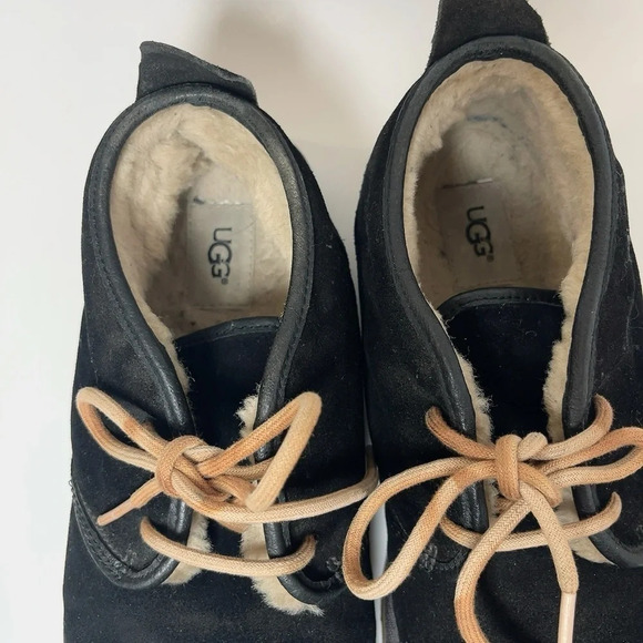 UGG Men's Maksim Chukka Boots Black Color - Picture 5 of 11